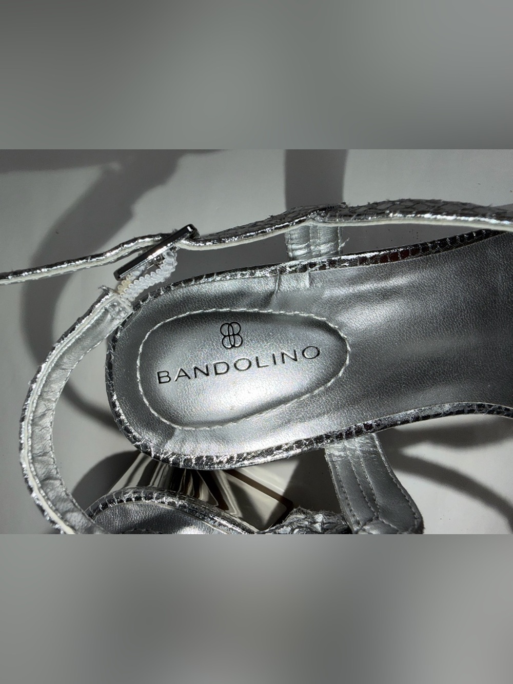 Bandolino Primadon Block Heel Sandals-Silver Snake skin size 7 - Picture 4 of 9